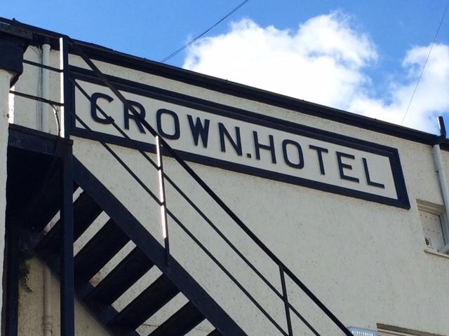 Crown Hotel Pwllheli Exteriör bild