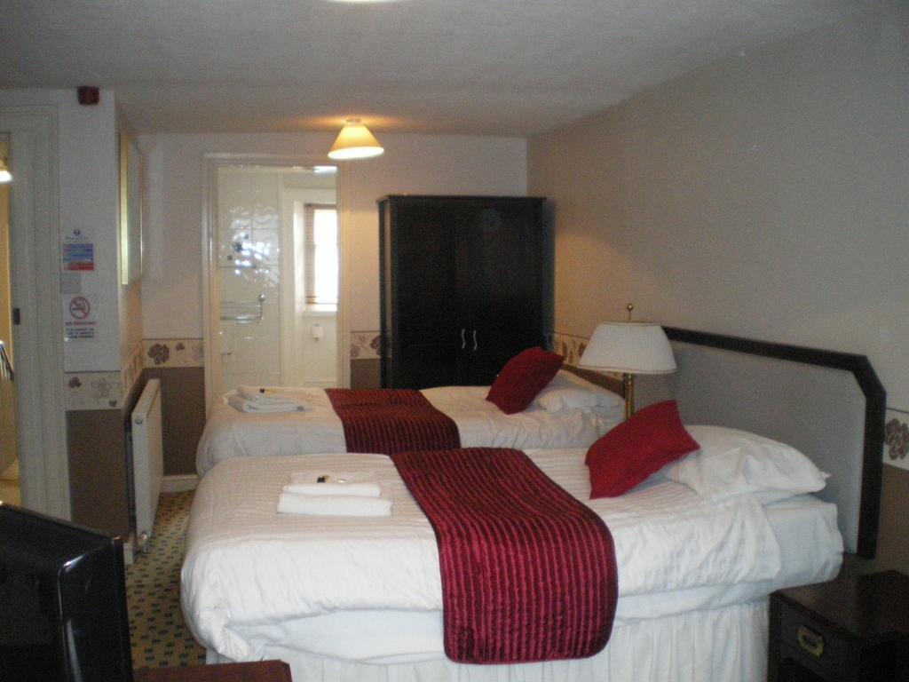 Crown Hotel Pwllheli Rum bild