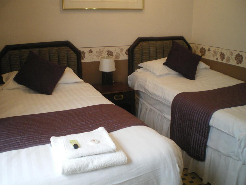Crown Hotel Pwllheli Rum bild